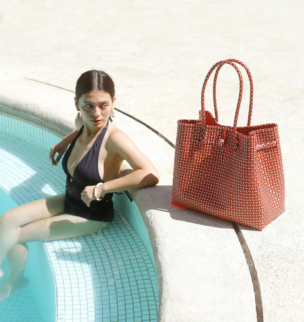 Toko - Recycled Woven Tote Bag, in Red & White